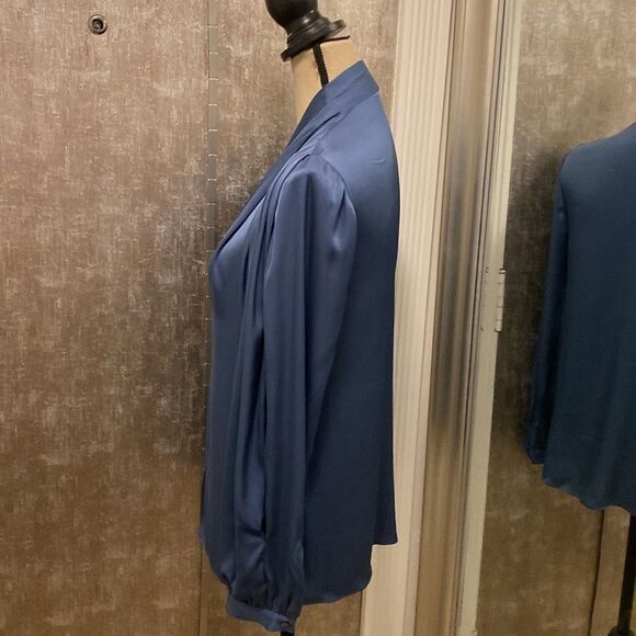 Kobi Halperin Blue Pleated Bib Collar silk  Blouse, XS - Picture 7 of 12